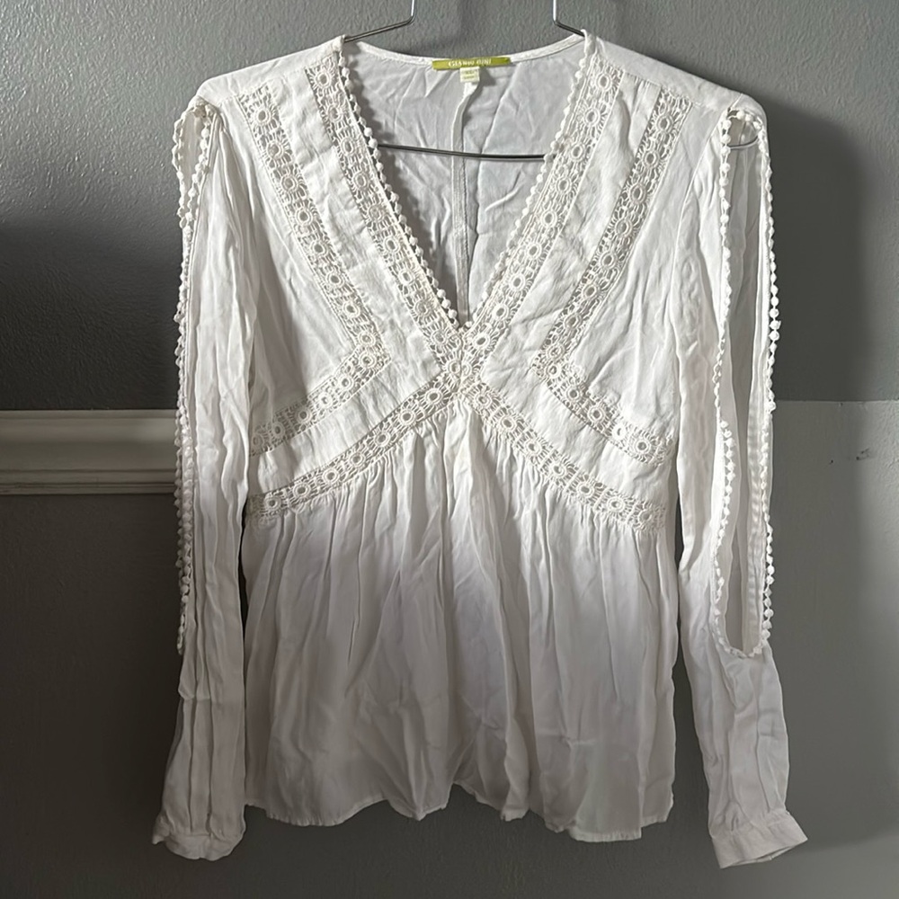 Gianni Bini Key Cut Out Sleeve Top #490